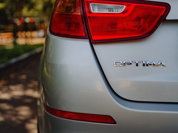 2015 Kia Optima III Рестайлинг, серебристый, 1780000 рублей - вид 14
