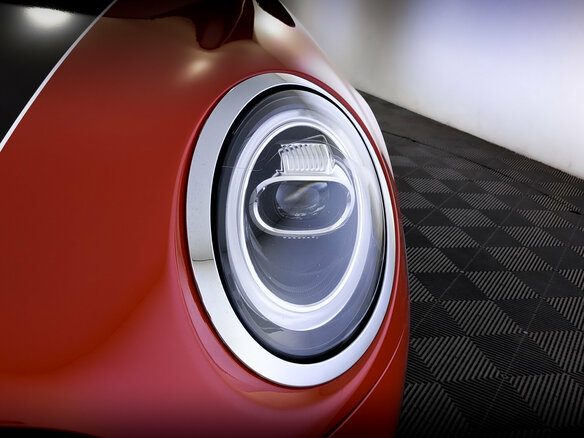 2020 Mini Hatch Cooper III (F55/F56) Рестайлинг, оранжевый, 2330000 рублей - вид 16