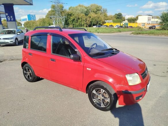 2008 Fiat Panda II, красный - вид 1