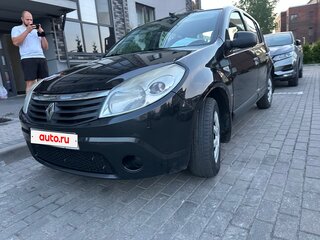 2013 Renault Sandero I, чёрный, 390000 рублей, вид 1