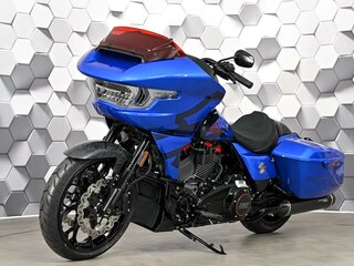 2026 Harley-Davidson CVO Road Glide ST, синий, 5699000 рублей, вид 2