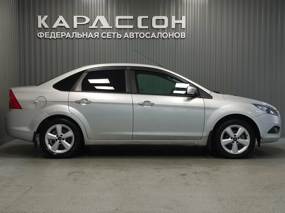 2010 Ford Focus II Рестайлинг, серебристый, 475000 рублей - вид 5