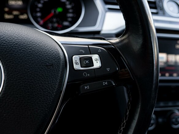 2016 Volkswagen Passat B8, чёрный, 1970000 рублей - вид 18
