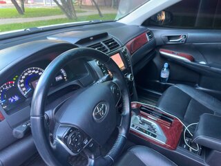 2012 Toyota Camry VII (XV50), белый, 1750000 рублей, вид 5