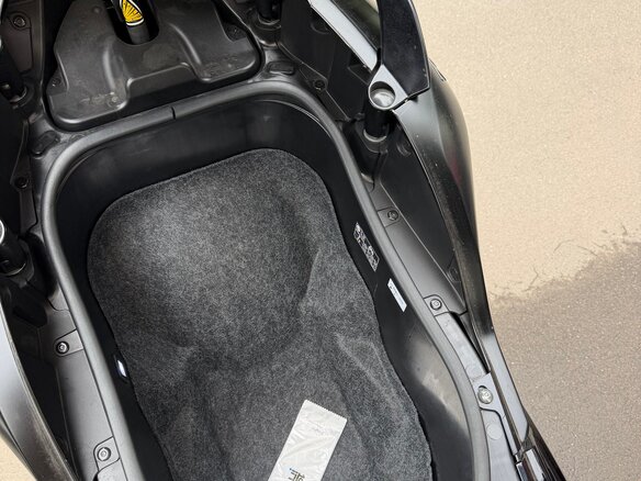 2024 Yamaha TMAX, чёрный, 1390000 рублей - вид 13
