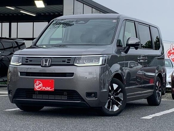 2023 Honda Stepwgn VI, серый, 1980005 рублей - вид 2