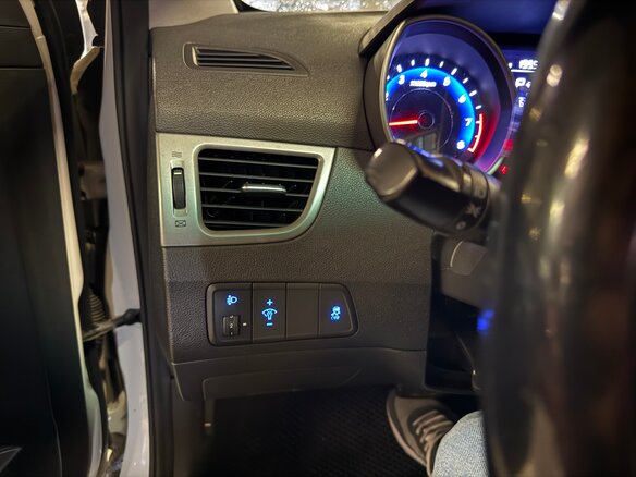 2014 Hyundai Elantra V (MD) Рестайлинг, бежевый, 980000 рублей - вид 10