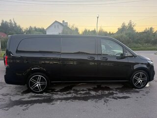 2025 Mercedes-Benz V-Класс Extra Long 300 d экстра длинный III (W447) Рестайлинг 2, чёрный, 10900000 рублей, вид 2