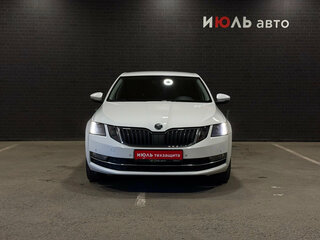 2020 Skoda Octavia III (A7) Рестайлинг, белый, 1300000 рублей, вид 2