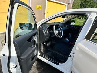 2015 Nissan Qashqai II, белый, 1320000 рублей, вид 4