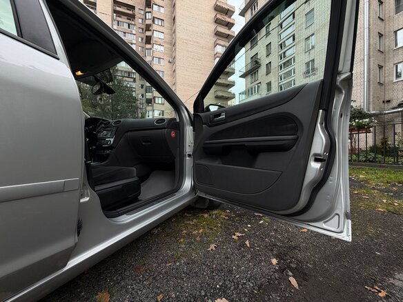 2006 Ford Focus II, серебристый, 630000 рублей - вид 24