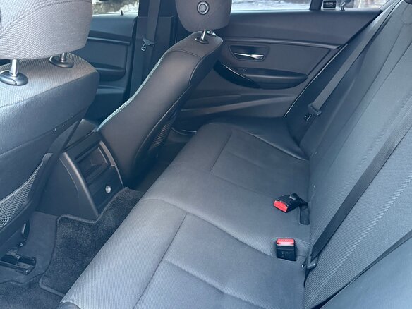 2016 BMW 3 серии 320i VI (F3x) Рестайлинг, белый, 2000000 рублей - вид 9