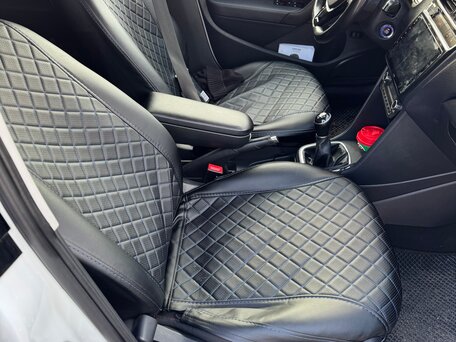 2017 Volkswagen Polo V Рестайлинг, белый, 870000 рублей, вид 5