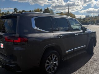 2023 Toyota Land Cruiser 300 Series, серый, 11950000 рублей, вид 5