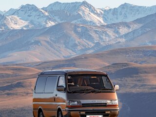 1991 Toyota HiAce H100, коричневый, 495000 рублей, вид 2