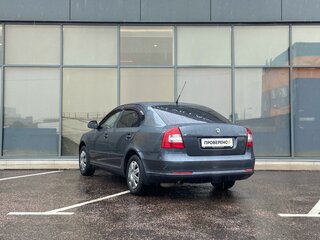 2011 Skoda Octavia II (A5) Рестайлинг, серый, 485000 рублей, вид 5