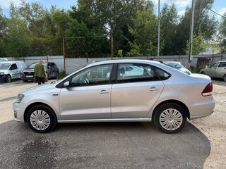 2019 Volkswagen Polo V Рестайлинг, серебристый, 1230000 рублей, вид 4