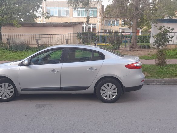 2014 Renault Fluence I Рестайлинг, серебристый, 850000 рублей - вид 5