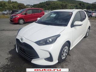 2023 Toyota Yaris IV, белый, 1066002 рублей, вид 3