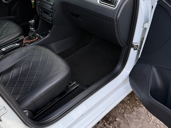 2014 Skoda Rapid I, белый, 650000 рублей - вид 8