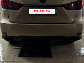 2020 Lexus RX 300 IV Рестайлинг, коричневый, 5500000 рублей, вид 2