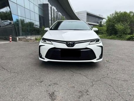 2026 Toyota Corolla XII (E210), белый, 1910000 рублей, вид 2