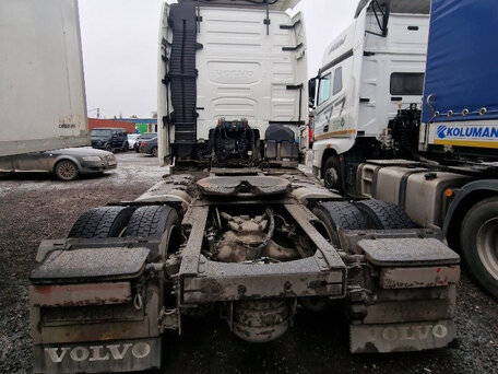 2024 Volvo FH, белый, 13300000 рублей, вид 5
