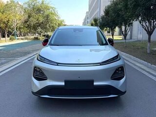 2026 Changan Qiyuan Q05 40.3 kWh II, серебристый, 2100000 рублей, вид 2