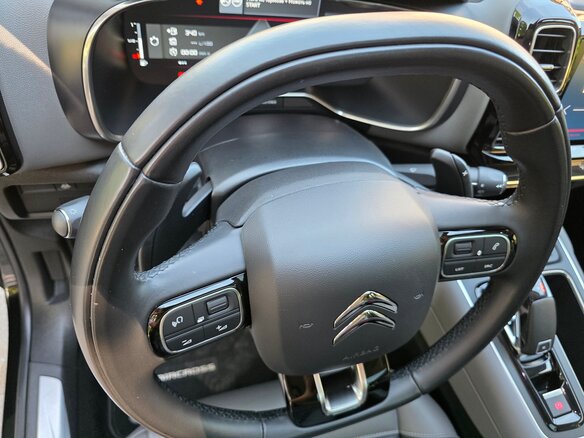 2020 Citroen C5 Aircross I, чёрный, 1830000 рублей - вид 11