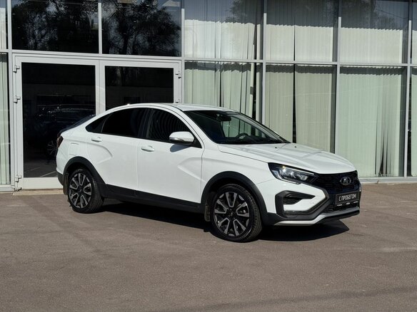 2023 Lada (ВАЗ) Vesta Cross I Рестайлинг (NG), белый, 1345000 рублей - вид 2