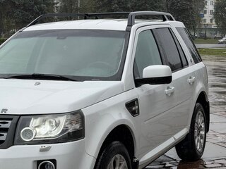 2014 Land Rover Freelander II Рестайлинг 2, белый, 1770000 рублей, вид 1