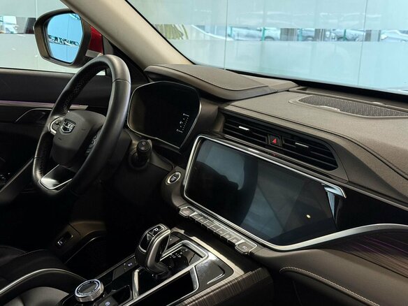 2023 Geely Atlas Pro, красный, 2047000 рублей - вид 7