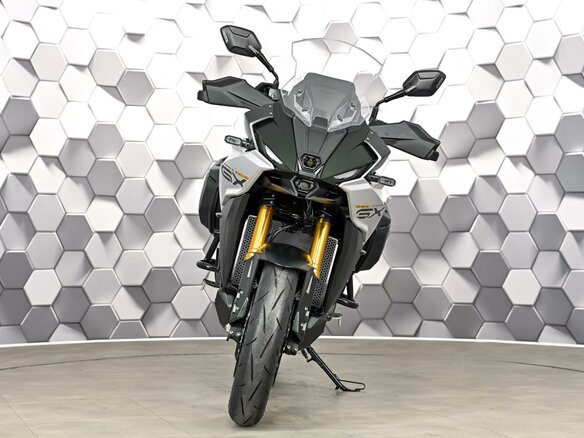 2026 Suzuki GSX-S 1000GX, зелёный - вид 4