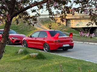 2004 Mitsubishi Lancer Evolution VIII, красный, 3150000 рублей, вид 3