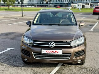 2013 Volkswagen Touareg II, коричневый, 2500000 рублей, вид 4