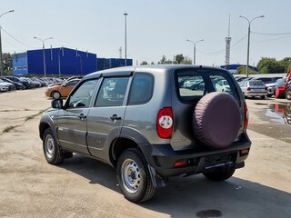 2016 Chevrolet Niva I Рестайлинг, серый, 429000 рублей, вид 4