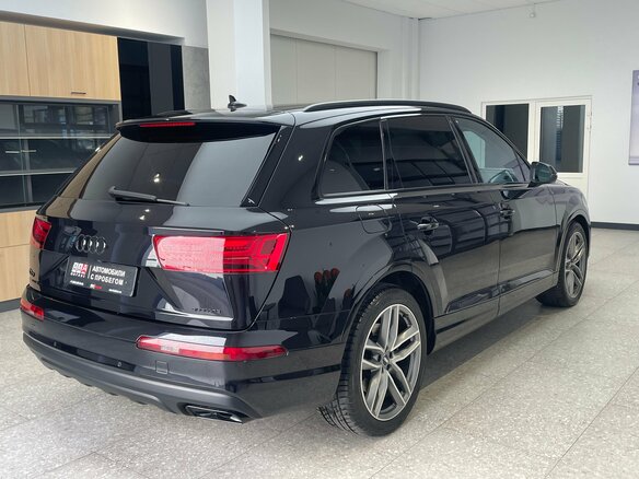 2016 Audi Q7 II (4M), чёрный, 4190000 рублей - вид 3