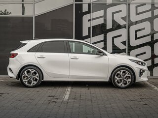 2018 Kia Ceed III, белый, 1690000 рублей, вид 5