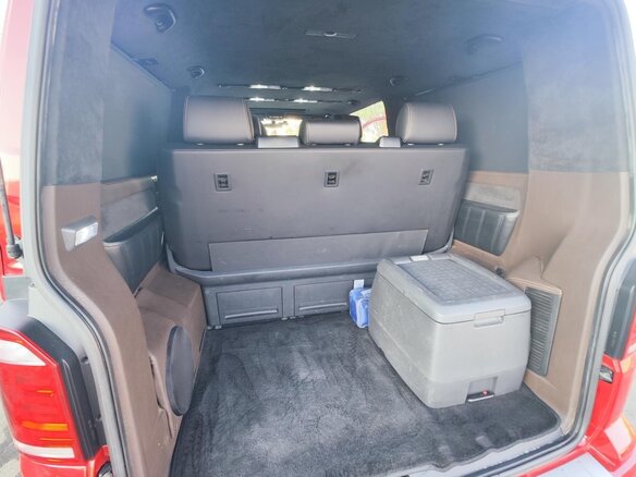 2015 Volkswagen Multivan T5 Рестайлинг, красный, 4400000 рублей - вид 7