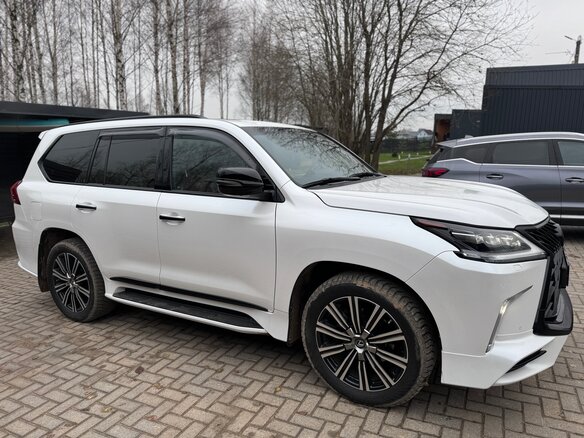 2019 Lexus LX 570 III Рестайлинг 2, белый, 7999999 рублей - вид 6