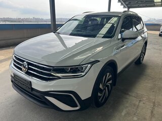 2022 Volkswagen Tiguan L II Рестайлинг (China Market), белый, 1840000 рублей, вид 1