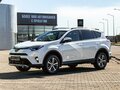 2018 Toyota RAV4 IV (XA40) Рестайлинг, белый, 1855000 рублей