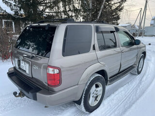 2000 Infiniti QX4 I, коричневый, 840000 рублей, вид 3