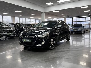 2013 Hyundai Solaris I, чёрный, 690000 рублей, вид 1