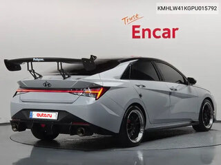 2023 Hyundai Avante VII Рестайлинг, серебристый, 2095000 рублей, вид 2