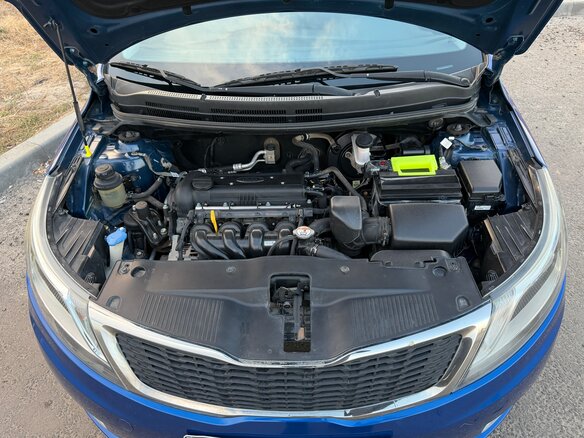 2013 Kia Rio 5-speed III, синий, 900000 рублей - вид 29