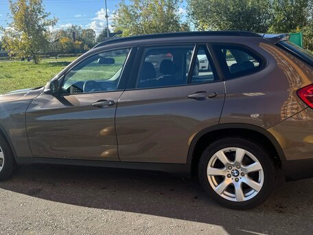 2012 BMW X1 18i I (E84) Рестайлинг, коричневый, 1550000 рублей, вид 4