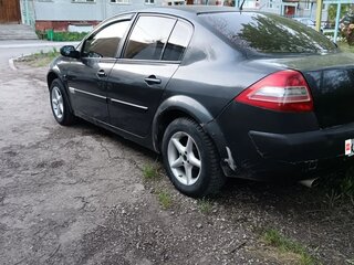 2006 Renault Megane II Рестайлинг, серый, 360000 рублей, вид 3