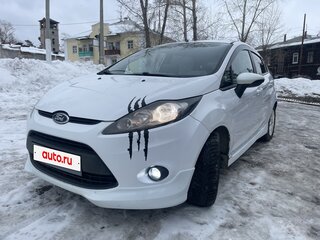 2011 Ford Fiesta Mk6, белый, 560000 рублей, вид 1