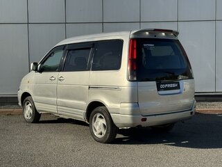 2000 Toyota Town Ace Noah III, серый, 470000 рублей, вид 2